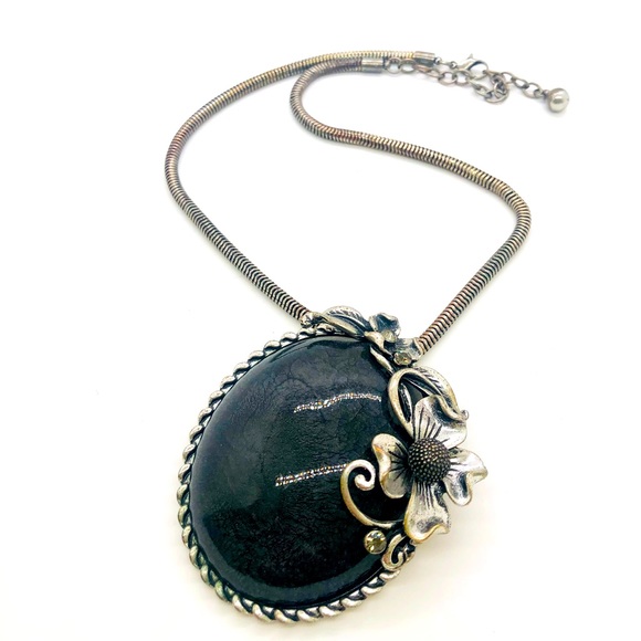 Vintage Ornate Nouveau Huge Pendant Necklace - Picture 2 of 12